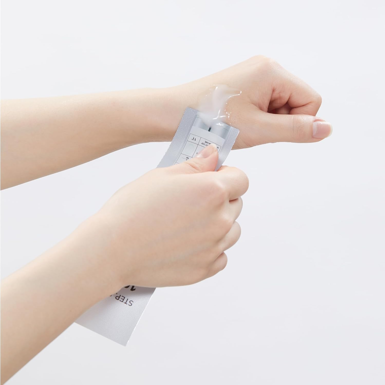 VT 微针700 双步面膜 紧致提亮