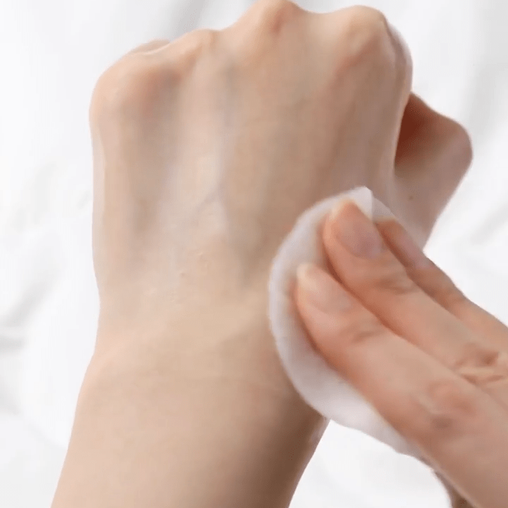 SKINFOOD Pantothenic Water Parsley Clear Pad 60pcs