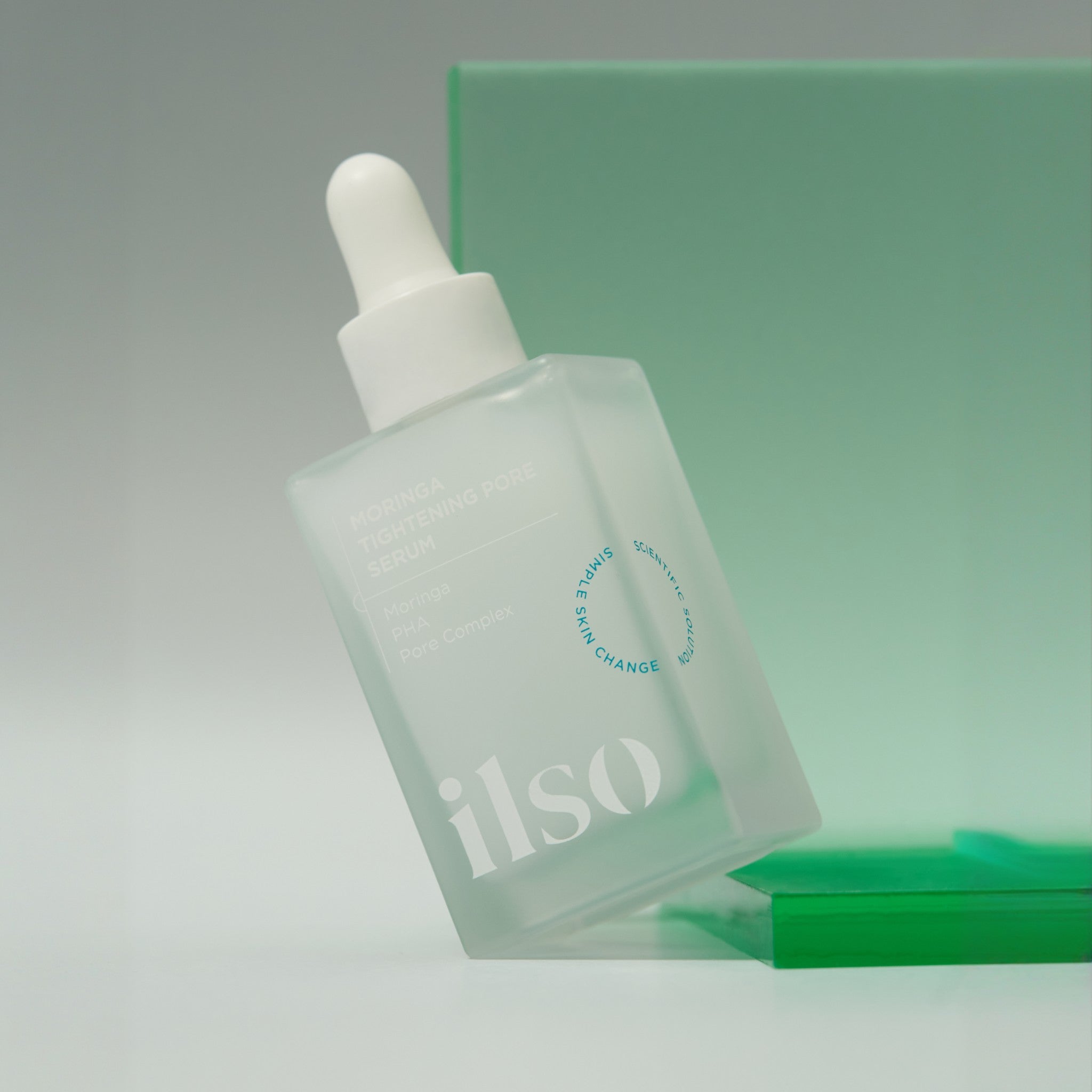 ILSO 辣木毛孔紧致精华液 30ml